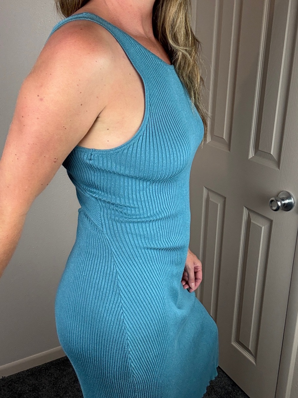 Sleeveless Ribbed Midi Dress in Teal Blue - Picture 4 of 12